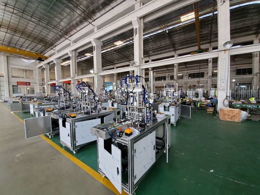 चीन Rustproof अल्ट्रासोनिक फेस मास्क बनाने की मशीन तनाव नियंत्रण प्रणाली आपूर्तिकर्ता