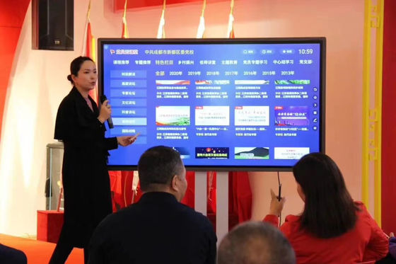 चीन 86 &quot;4 जी रैम इलेक्ट्रॉनिक व्हाइटबोर्ड टच स्क्रीन 3840 * 2160 आपूर्तिकर्ता